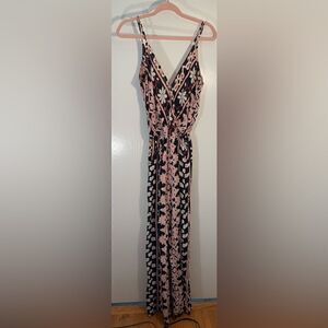Flynn skye black floral wide leg v-neck jumpsuit Size 1-XS-S
